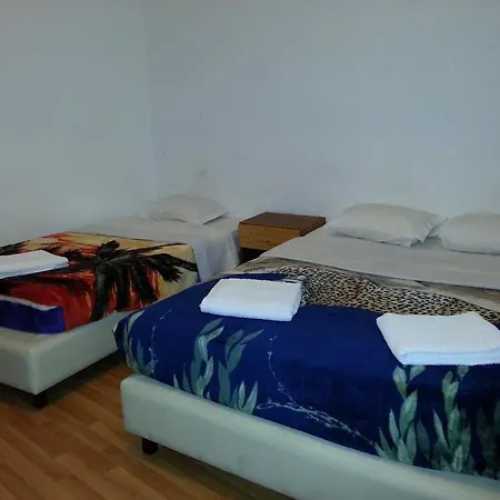 Centre Anjos Penzion 4*