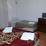 Centre Anjos Πανσιόν
